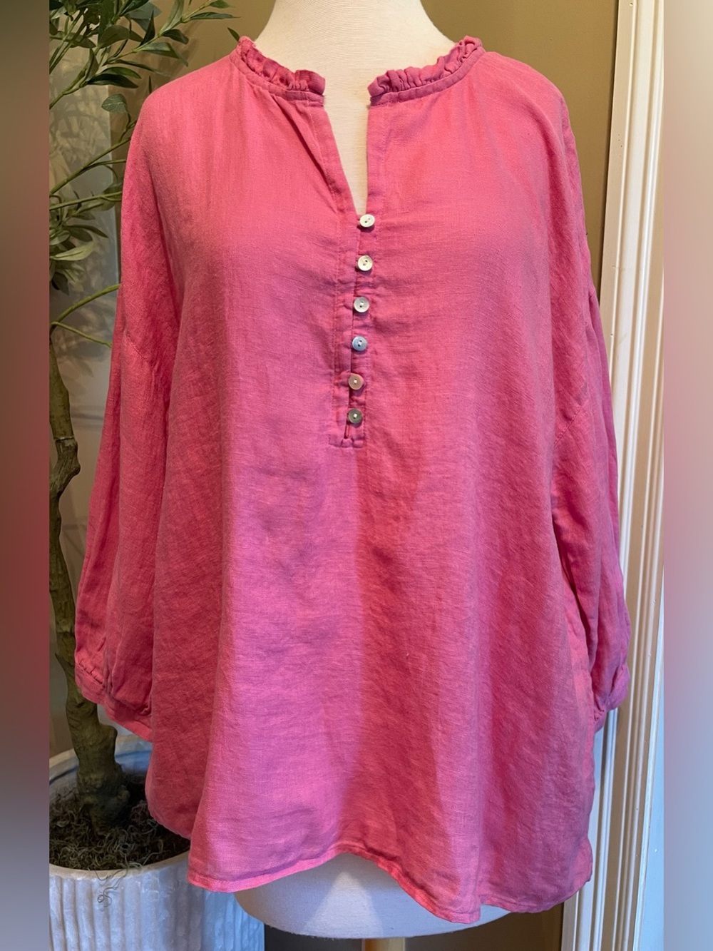 J. Jill Rose Pink Linen Button-Front Ruffle Collar Tunic